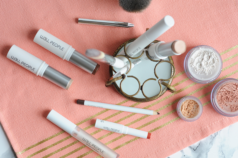 Peach hued makeup creates a beautiful look for winter. Get the step-by-step tutorial with natural, cruelty-free, vegan products from W3LL PEOPLE.