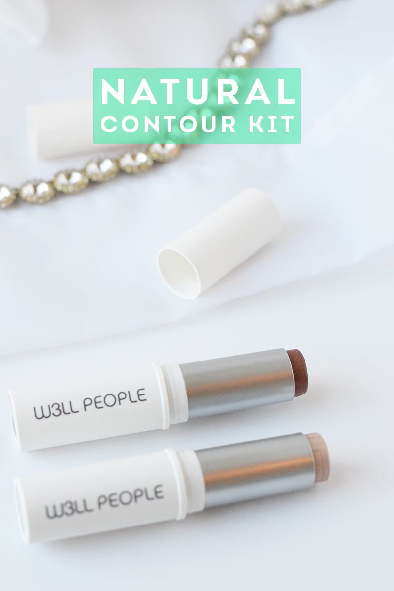 W3LL PEOPLE's Natural Contour Kit - products that are loaded with aloe, green tea and chamomile so that they treat you skin while you wear it. 